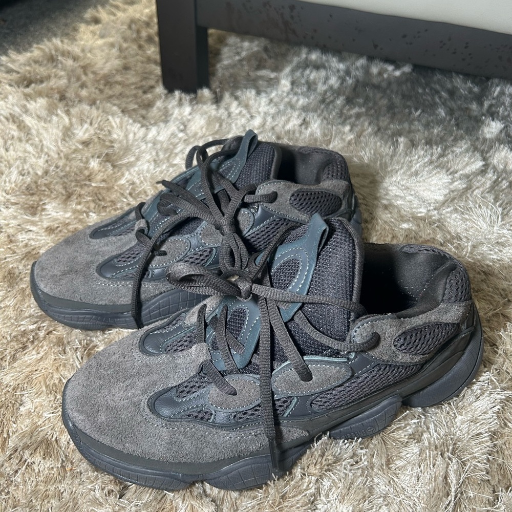Yeezy 500